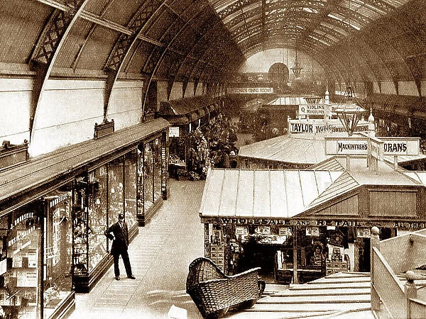 Newcastle-Upon-Tyne New Grainger Market early 1900s