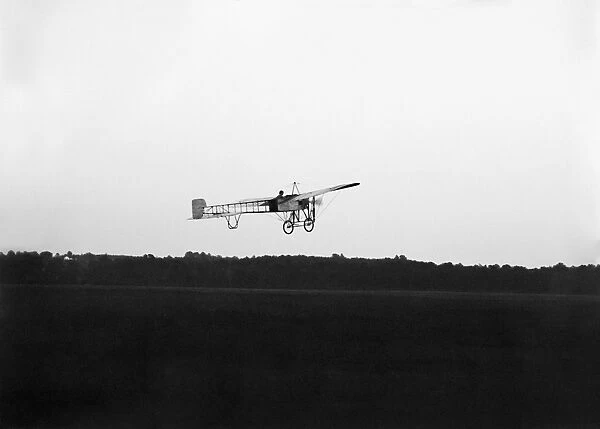 Miller flying a Bleriot plane, 1911 C016  /  4570