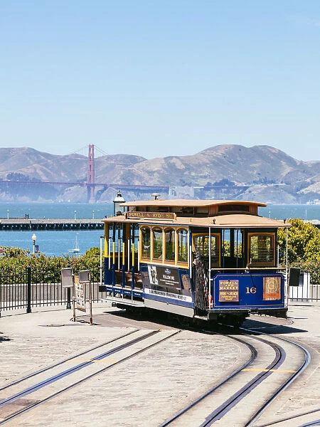 Cable car near the bay of San Francisco, California, USA