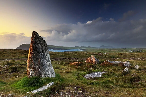Europe, Northern Europe, Ireland, Kerry, Dingle, solitary Dolmen at Clougher Head