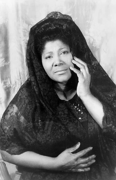 MAHALIA JACKSON (1911-1972). American gospel singer. Photographed by Carl Van Vechten
