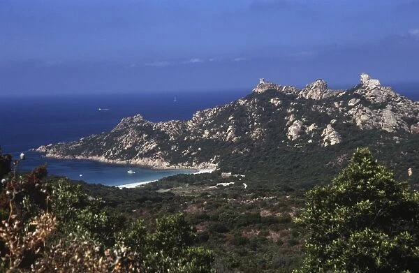 France, Corsica, Corse-du-Sud, Roccapina. Lion Rock and bay