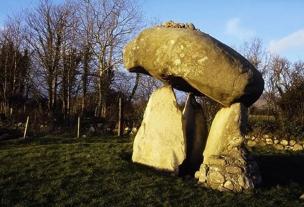 Celtic archaeology, Proleek dolmen, Ballymascanlan, County Louth, Ireland