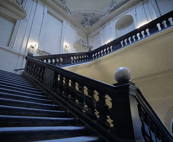 Baroque architecture: staircase (17th century). Saint Pierre Abbey (Saint Pierre). Lyon, Rhone (69)