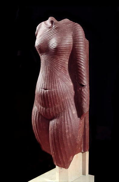 Egyptian antiquitis: torso of Queen Nefertiti or Amarnian princess. 1353-1337 BC