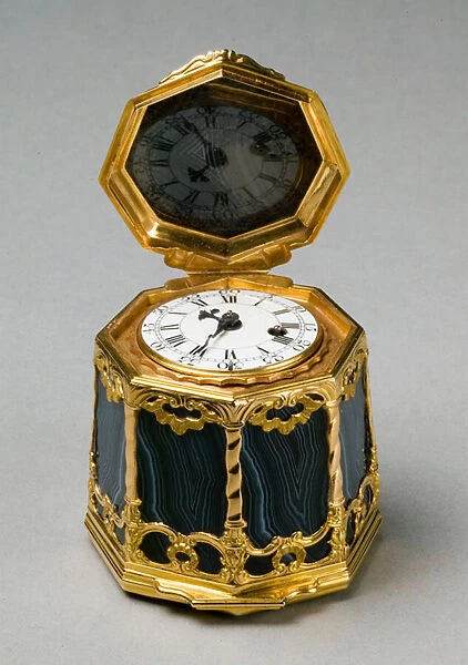 Snuff Box with Watch Movement (Bonbonniere), c. 1750 (gold-mounted agate, enamel dial