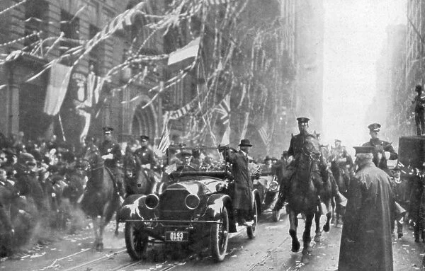 Marshal Joffre and Viviani arrive in New York, First World War, 9 May 1917