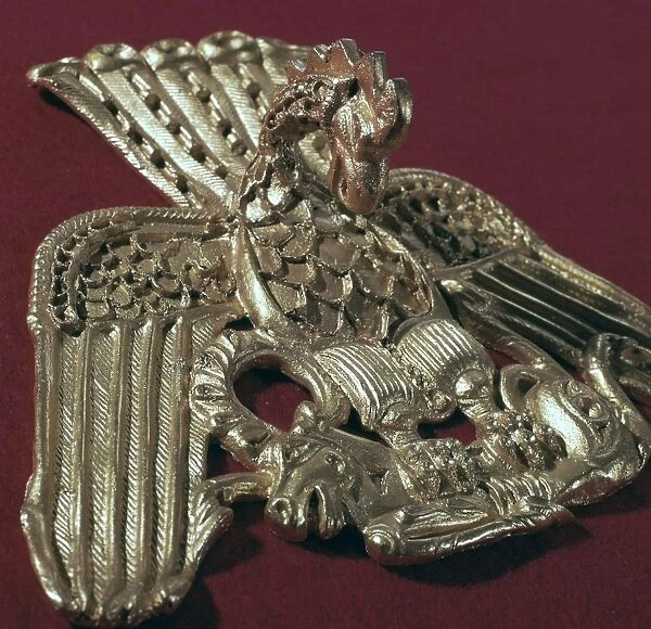 Sarmatian gold eagle holding an ibex