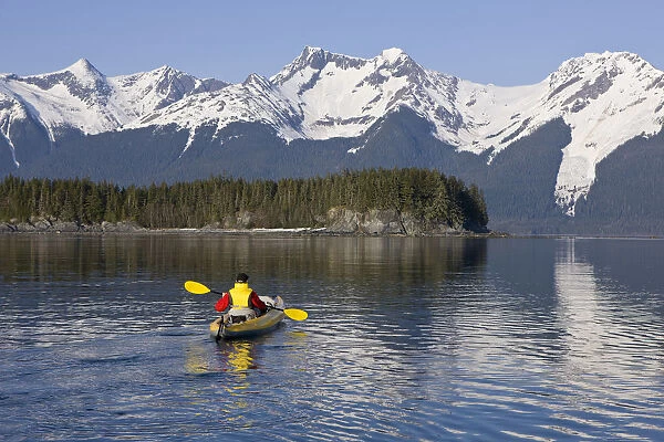 Alaska, Juneau, Favorite Passage. Kayaking Through Beautiful Mountain Ranges