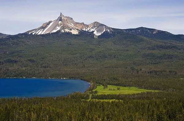 Diamond Lake And Mount Thielsen In Umpqua National Forest; Oregon, United States Of America