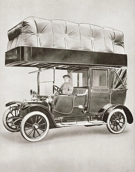 A Gas-Bag Taxi During World War I. Due To Petrol Shortage A Balloon Filled With Uncompressed Gas Was Fitted To The Roof Of The Vehicle And Used As The Fuel Tank. From The Story Of 25 Eventful Years In Pictures, Published 1935