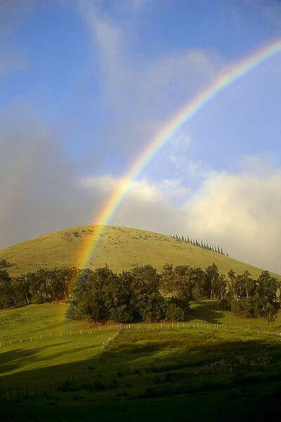 Hawaii, Big Island, Waimea, Rainbow Over Pastures B1448