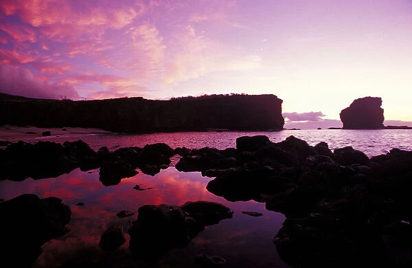Hawaii, Lanai, Sunrise At Pu u Pehe, Sweetheart Rock