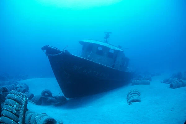 Hawaii, Maui, Kihei, Front View Of St. Anthony Wreck In Deep Blue Water