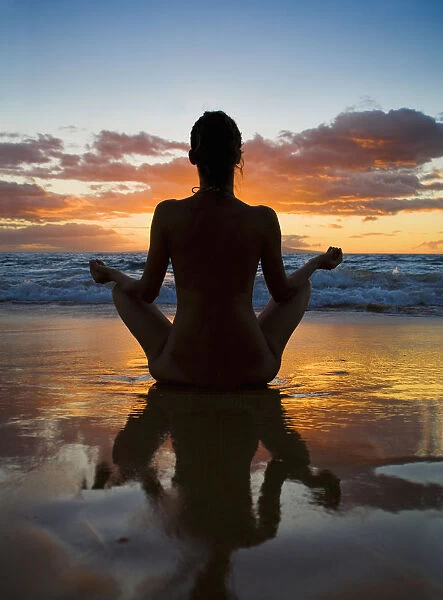 Hawaii, Maui, Silhouette Of Beautiful Girl Doing Yoga On The Beach