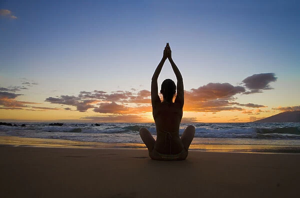 Hawaii, Maui, Silhouette Of Beautiful Girl Doing Yoga On The Beach