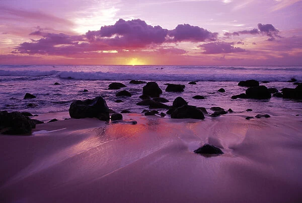 Hawaii, Molokai, West Shore Sunset On Horizon View From Shoreline