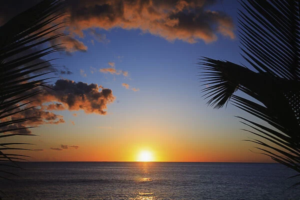 Hawaii, Oahu, Beautiful Sunset Over The Ocean