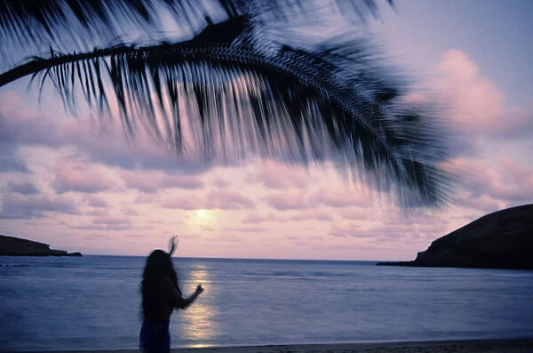 Hawaii, Oahu, Moonrise At Hanauma Bay, Hula Dancer And Palm Frond, Showing Motion