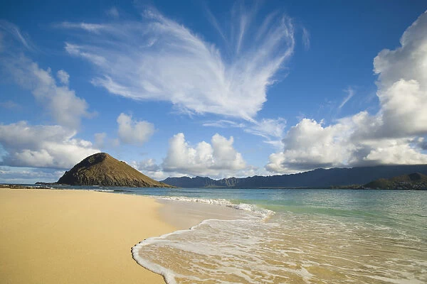 Hawaii, Oahu, View From Beach On Mokulua Islands Towards Waimanalo