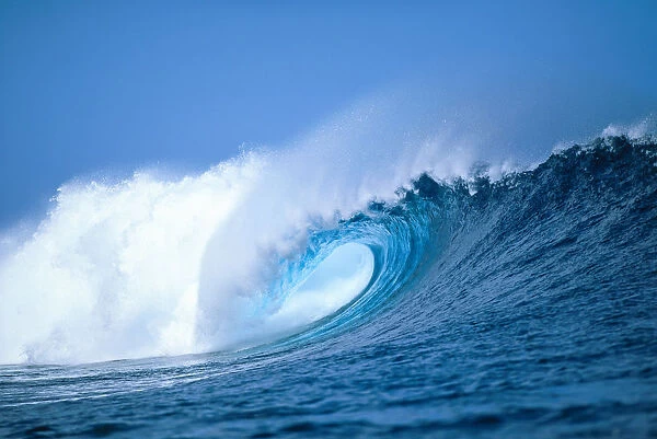 Hawaii, Powerful Curling Wave, Side Angle View, Whitewash And Spray, Blue Sky