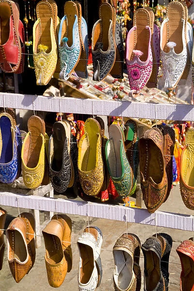 India, Rajasthan, Jaipur, Shoes For Sale For Shopping In Downtown Center Of The Pink City