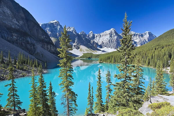Moraine Lake And Valley Of The Ten Peaks, Banff National Park, Alberta