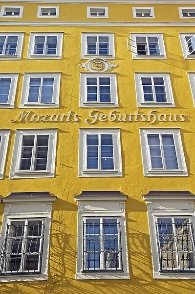 Mozarts Birthplace, Exterior