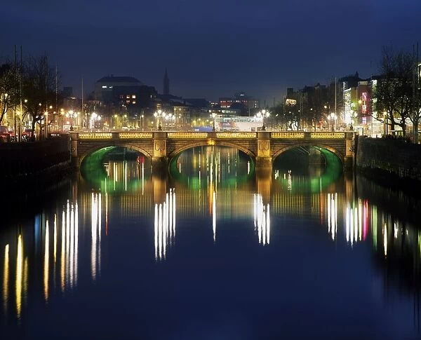 River Liffey At Night, O connell Street Bridge, Dublin, Ireland