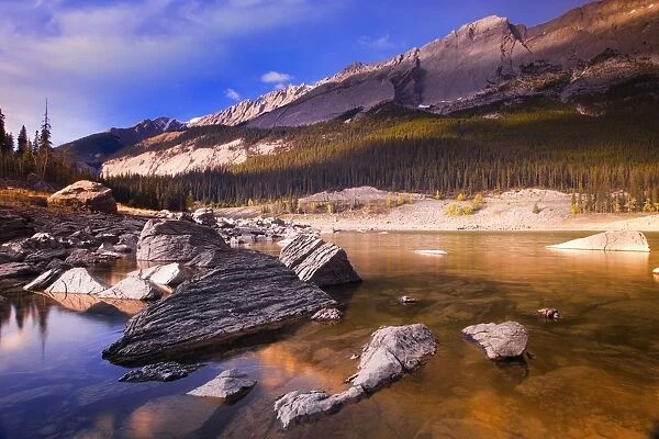 Scenic Mountain Lake, Jasper National Park, Jasper, Alberta, Canada