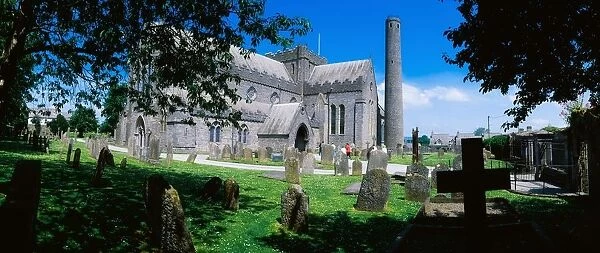 St Canices Cathedral &, Round Tower, Kilkenny City, Co Killenny, Ireland