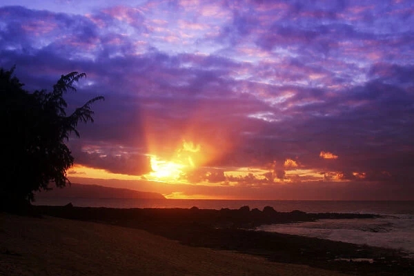 USA, Hawaii, Beautiful Sunset; Oahu