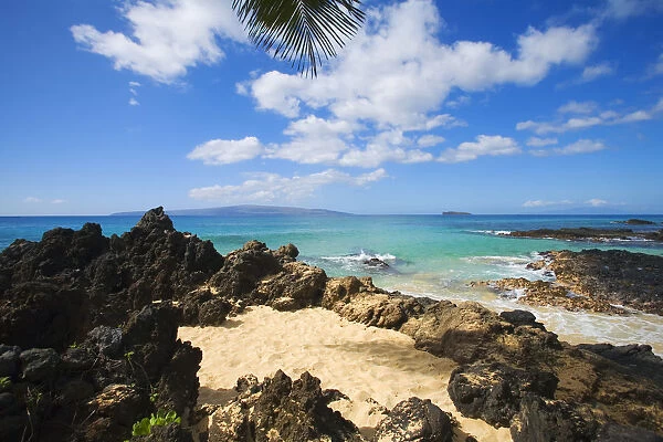 USA, Hawaii Islands, Maui, Maui Wai Or Secret Beach And Rocky Surroundings; Makena