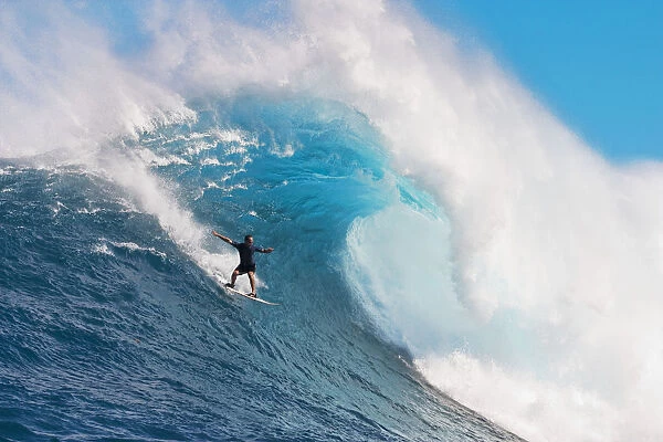 USA, Hawaii Islands, Maui, Surfer On Huge Wave; Peahi-Jaws