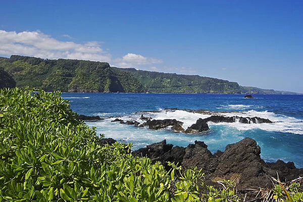 USA, Hawaii Islands, Maui, View of Northern Coast along road to Hana; Keanae Peninsula