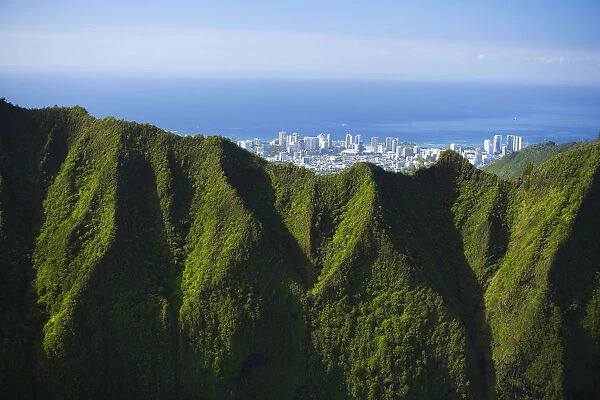 USA, Hawaii, Oahu, Aerial view of city overlooking Koolau Mountains; Honolulu