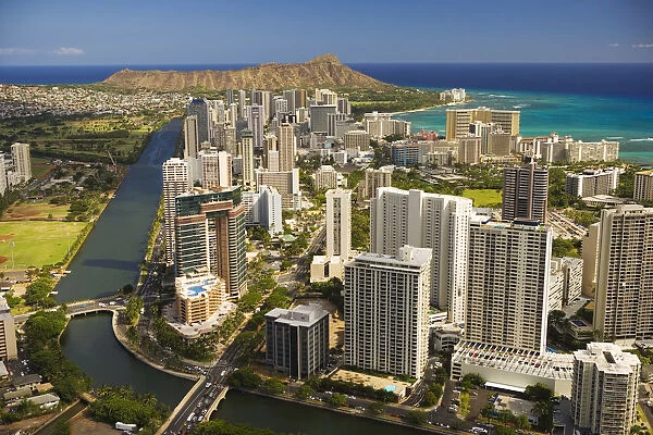 USA, Hawaii, Oahu, Aerial view of Waikiki; Honolulu