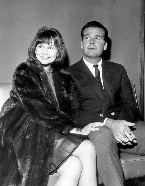JAMES GARNER - ACTOR, WITH WIFE LOIS IN LONDON - MARCH 1964