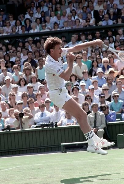 Wimbledon. Jimmy Connors. June 1988 88-3372-063