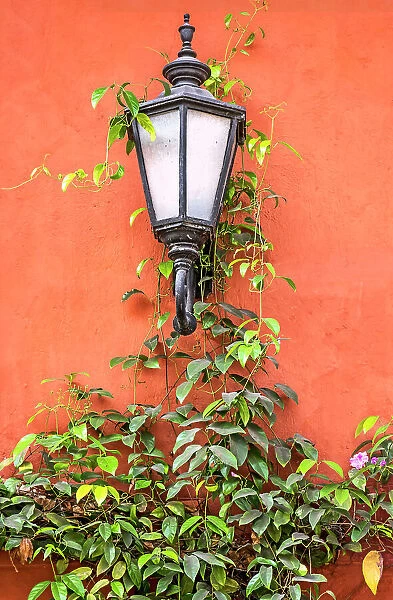 Colombia, Cartagena, architectural detail, lamp, World Heritage Site, Colonial Walled City