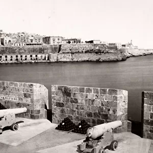 Gun battery, Grand Harbour, Valletta, Malta
