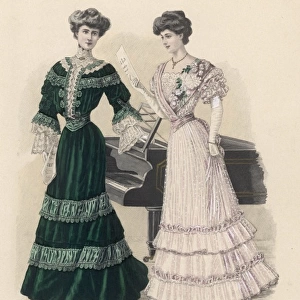 Ladies and Piano 1904