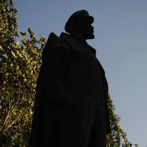 Vladimir Lenin (1870-1924). Statue. Backlighting
