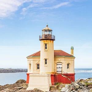 Bandon, Oregon, USA. The Coquille River Lighthouse on the Oregon coast. Date: 02-05-2021