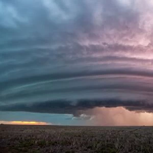 Supercell thunderstorm, Kansas, USA C017 / 8422