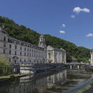 Abbey by the River Dronne, Brantome, Dordogne, Aquitaine, France, Europe