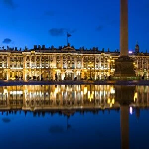 Alexander Column and the Hermitage, Winter Palace, Palace Square, UNESCO World Heritage Site, St