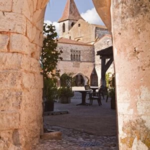 Eglise Saint Dominique in the village of Monpazier, one of the Beaux Villages de France, Dordogne, France, Europe