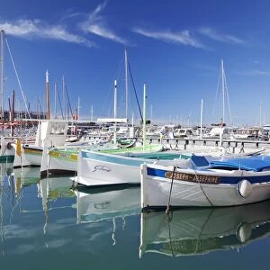 Fishing boats at the harbour, Cassis, Provence, Provence-Alpes-Cote d Azur, Southern France