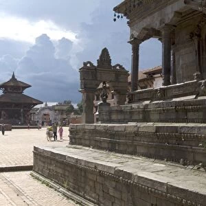 Temple at back of Durbar Square